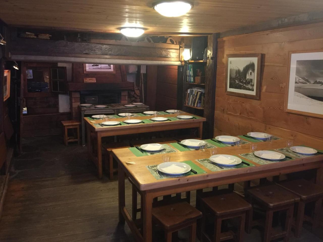 Auberge La Boerne Шамони Екстериор снимка